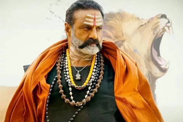 Akhanda